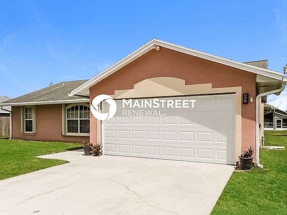 3rd image of 2307 SW Kent Cir
