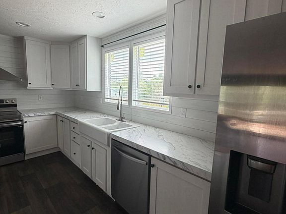 3rd image of 130 Patsy Rd