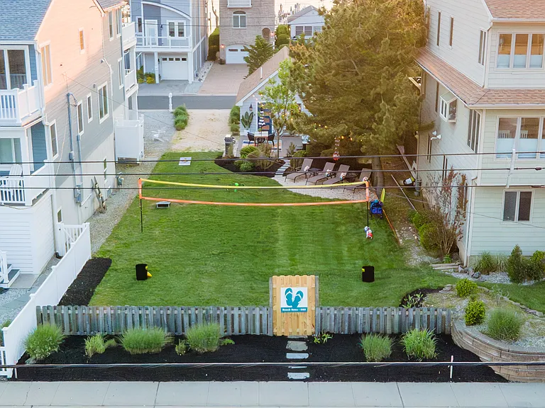 502 Ocean Ave — Photo 26