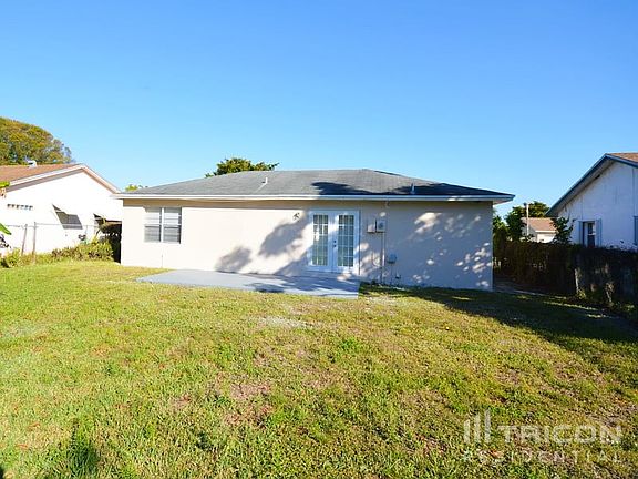 5th image of 8220 SW 10th St