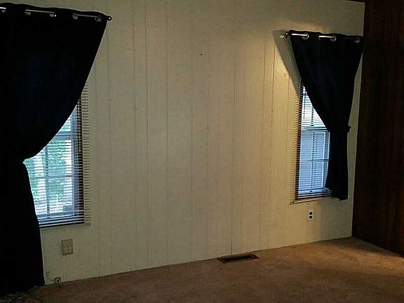 4th image of 12 Summit Place Ave