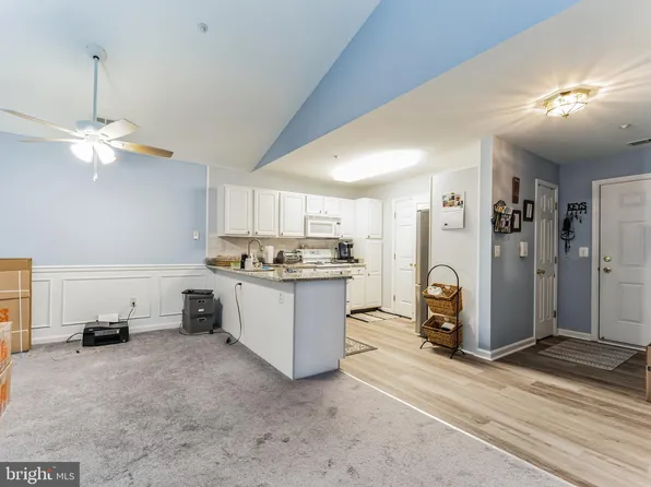 2029 Rudy Serra Dr Unit 3C, Eldersburg, MD 21784