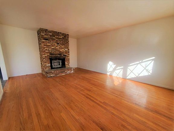 5th image of 11543 186th St