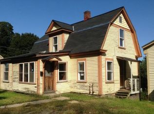142-146 Chestnut St, Claremont, NH 03743