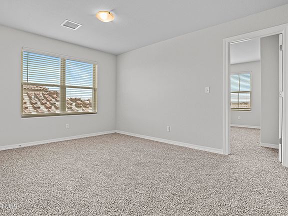 5th image of 1661 Tony Harper St