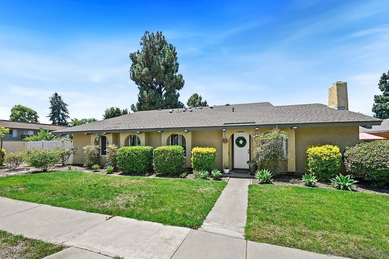 3581 Coconut Way, Oceanside, CA 92058 | Zillow