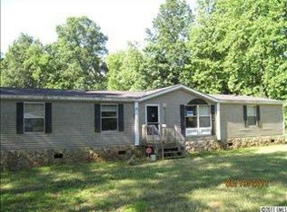 5015 Pine Springs Dr, Bessemer City, NC 28016