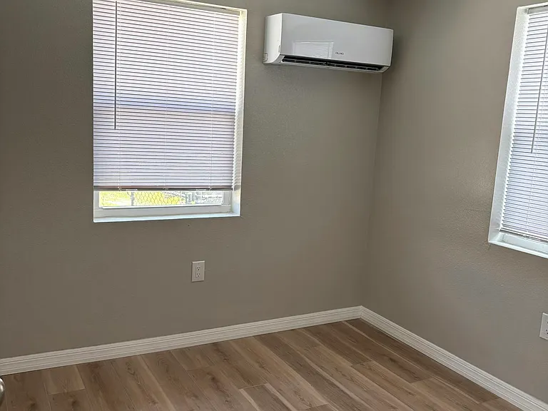Second bedroom.