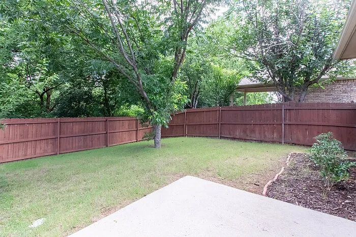 2405 Spruce Ct — Photo 16