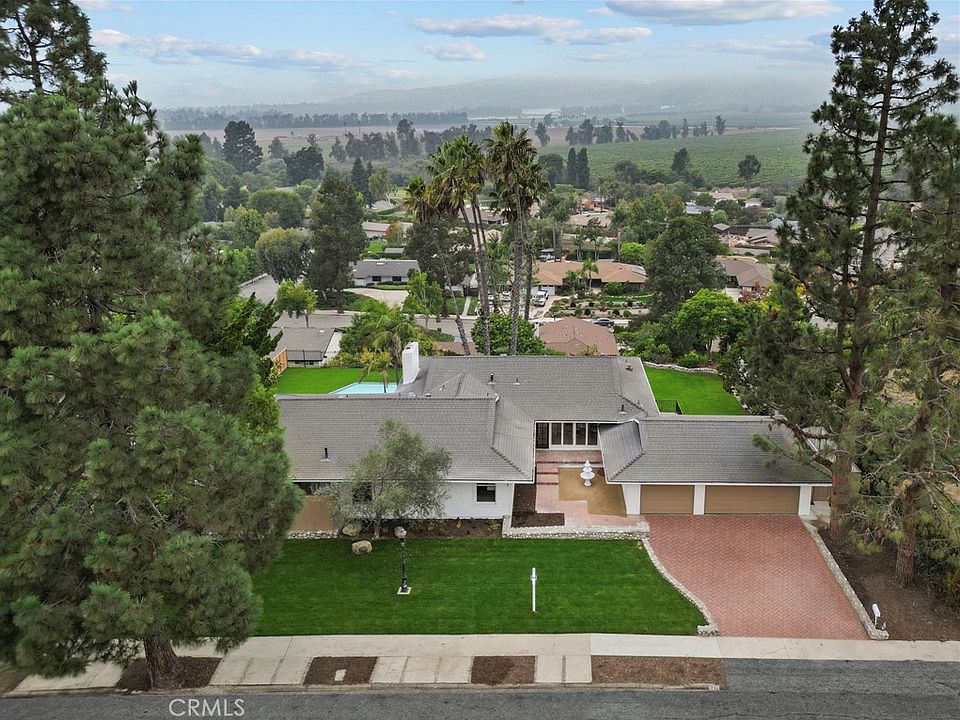 1st image of 777 Grada Ave