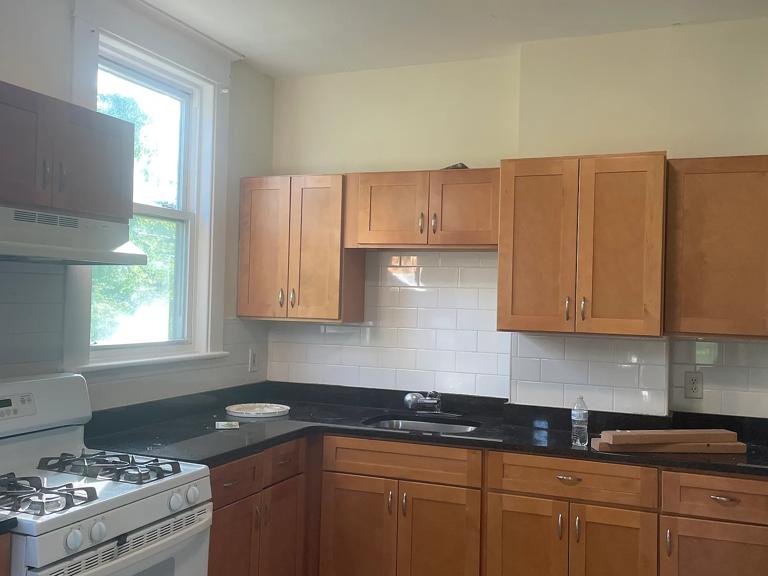 4 bed, 1400 sqft, $650 — Photo 4