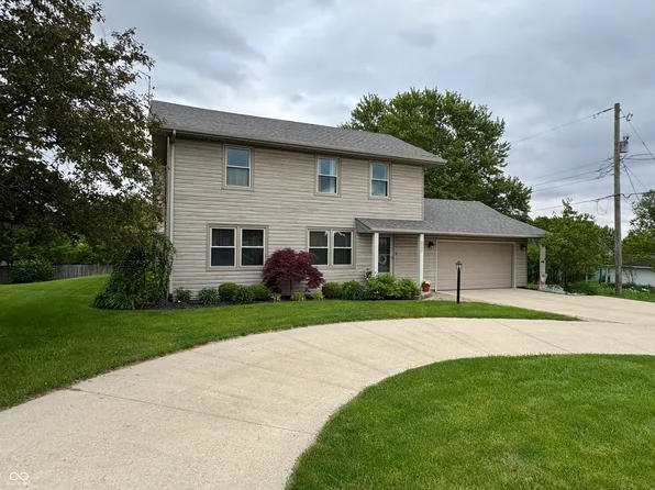 1116 N Spencer St, Rushville, IN 46173