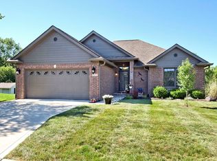 8059 Clarks Creek Ct, Avon, IN 46123