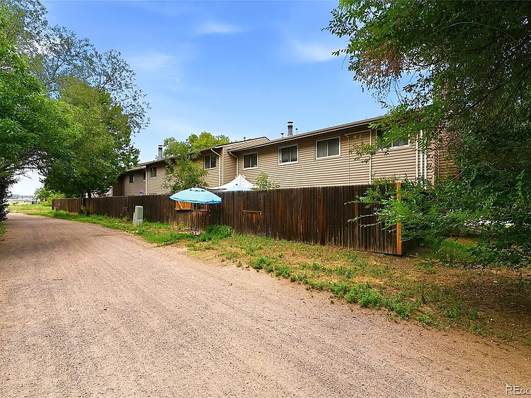 1910 Centaur Cir — Photo 19