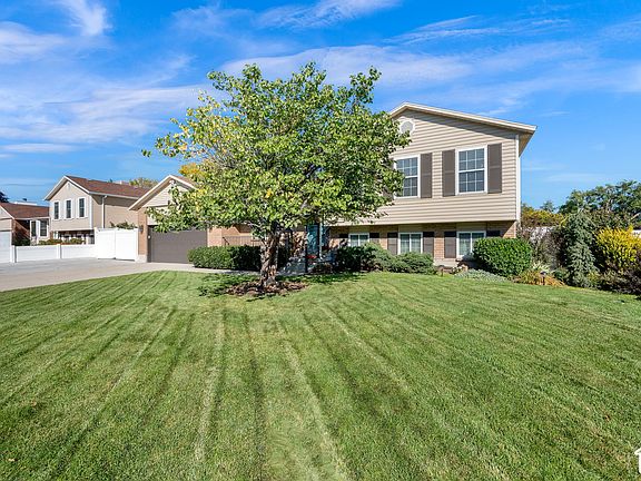 2nd image of 2582 W Jean Way