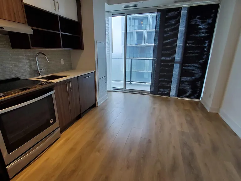 128 Fairview Mall Dr #1209 — Photo 7
