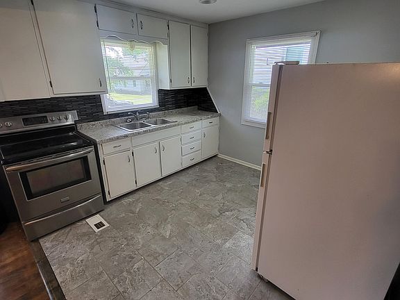 2nd image of 335 N 35th St #1