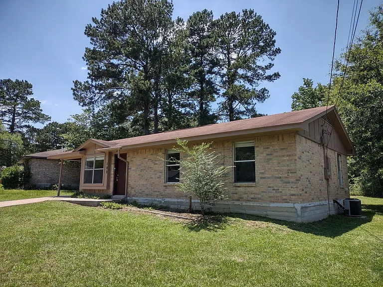 102 Libby Cir — Photo 35