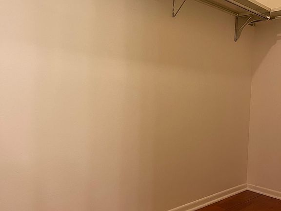 Master BR walking closet