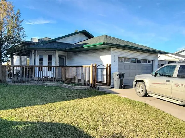 9810 E 102nd Ave, Sexsmith, AB T0H 3C0