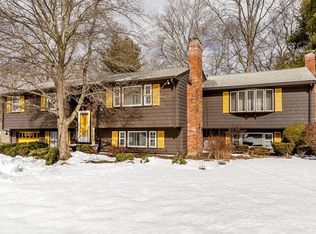 11 Fencourt Rd, Canton, MA 02021