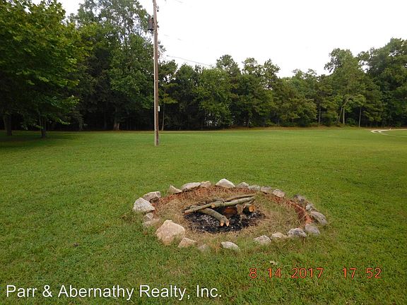 4th image of 2608 Farmington Dr