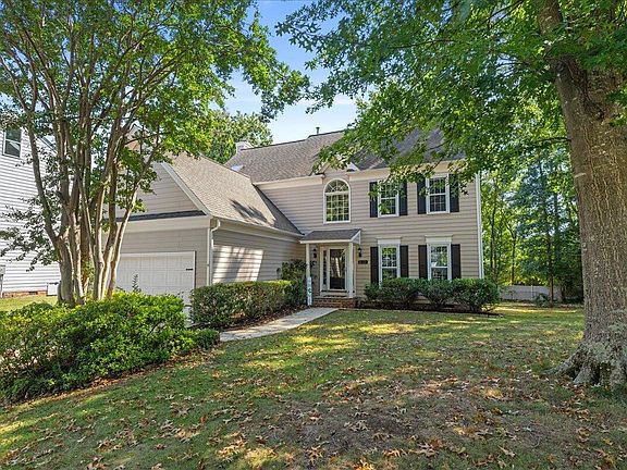 3rd image of 2108 Osprey Cir