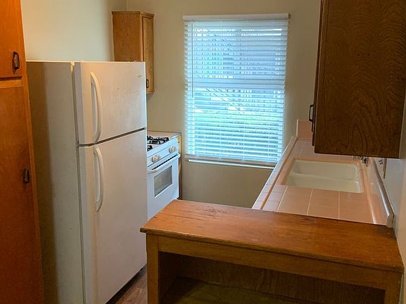 4th image of 816 N Azusa Ave #8697709