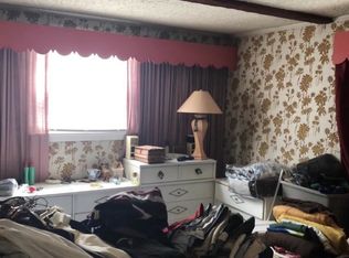 1721 Arena Dr, Trenton, NJ 08610