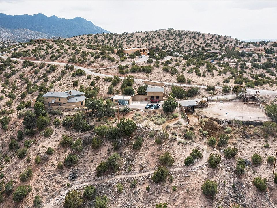 1st image of 22 Cabezon Rd