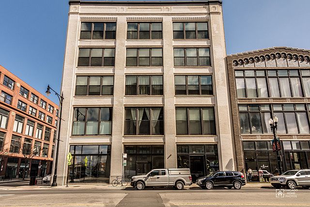 1st image of 2303 S Michigan Ave APT 302