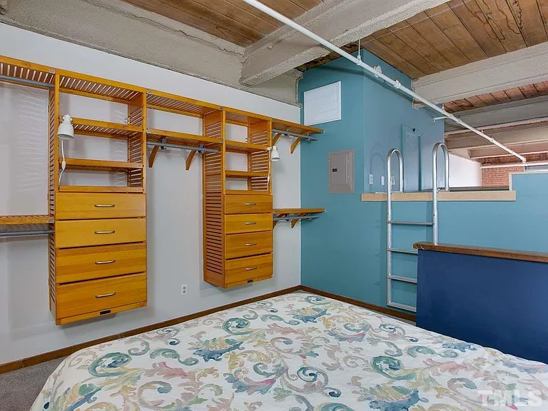 500 N Duke St #54-207 — Photo 9