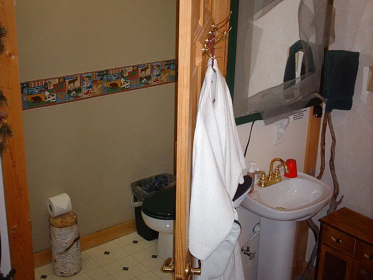 545 N Main St — Photo 7