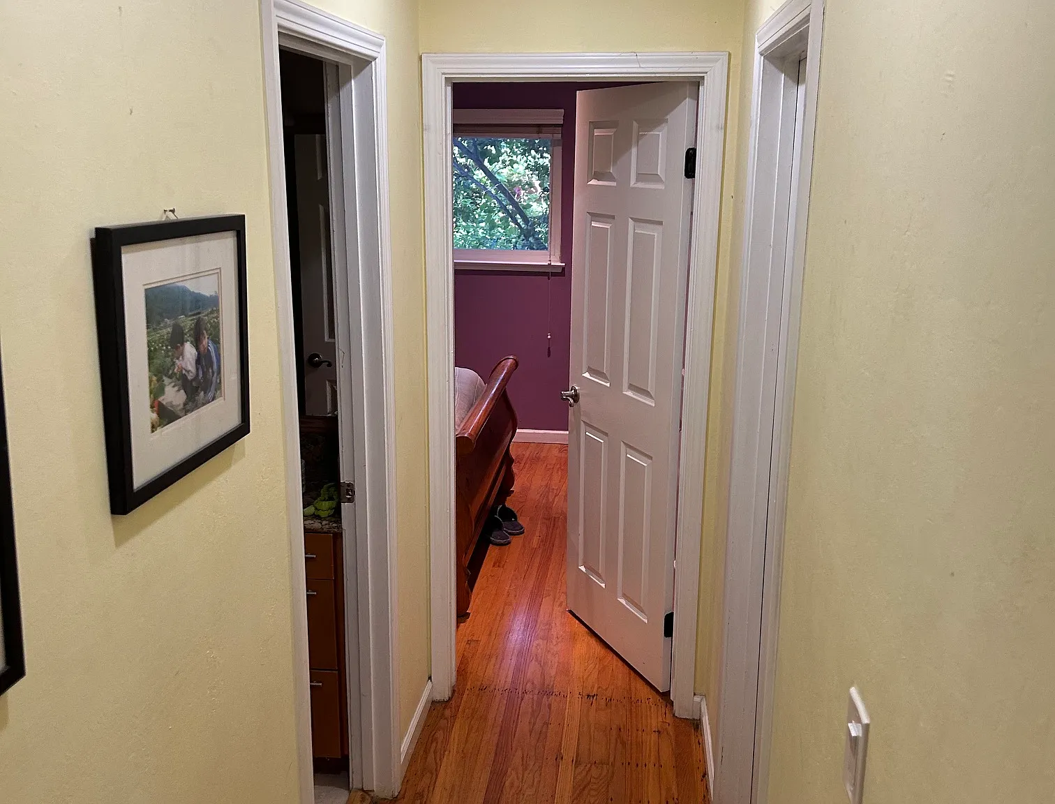 552 Endicott Dr — Photo 4