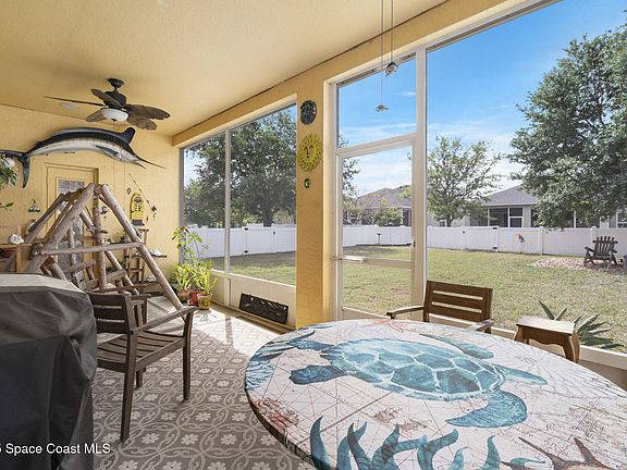 4th image of 2731 Snapdragon Dr NW