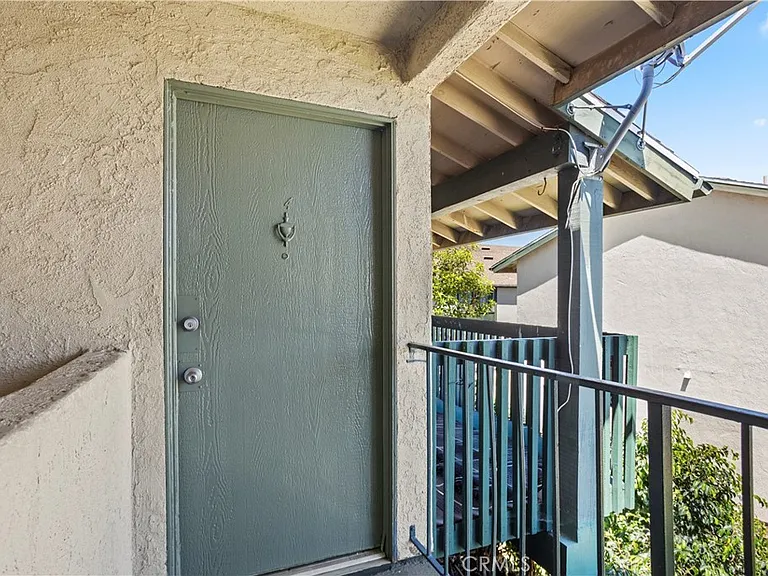 23276 Orange Ave #4 — Photo 3
