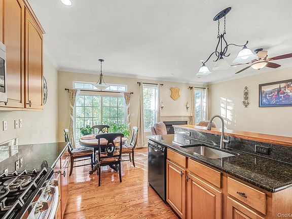 4th image of 92 Barr Lane
