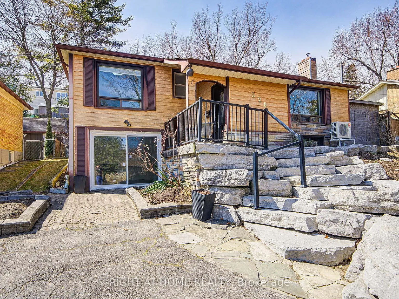 3 bed, $3,400 — Photo 2