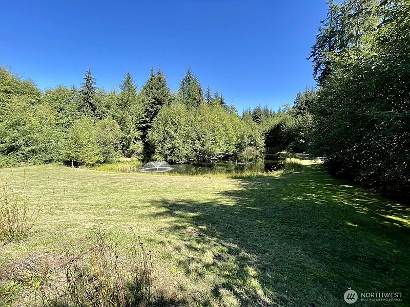 2nd image of 2497 Goss Ridge Road