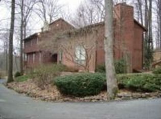 513 Hemlock Ln, Lebanon, PA 17042