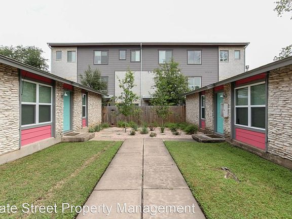 3rd image of 1603 Kinney Ave APT 3