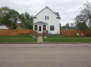 607 1st Ave E, Ada, MN 56510