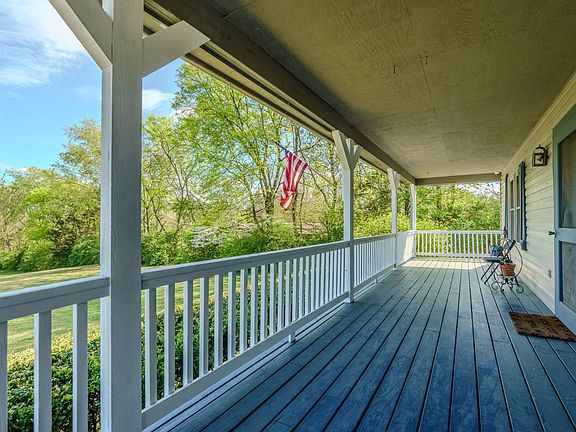 4th image of 2077 Grey Ridge Rd