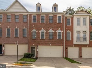 9430 Lakeland Fells Ln, Lorton, VA 22079