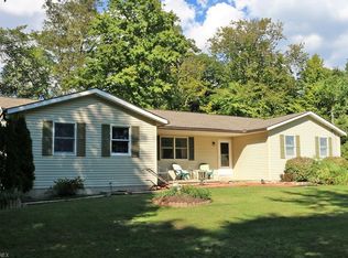 1935 W Sterling Rd, Burbank, OH 44214