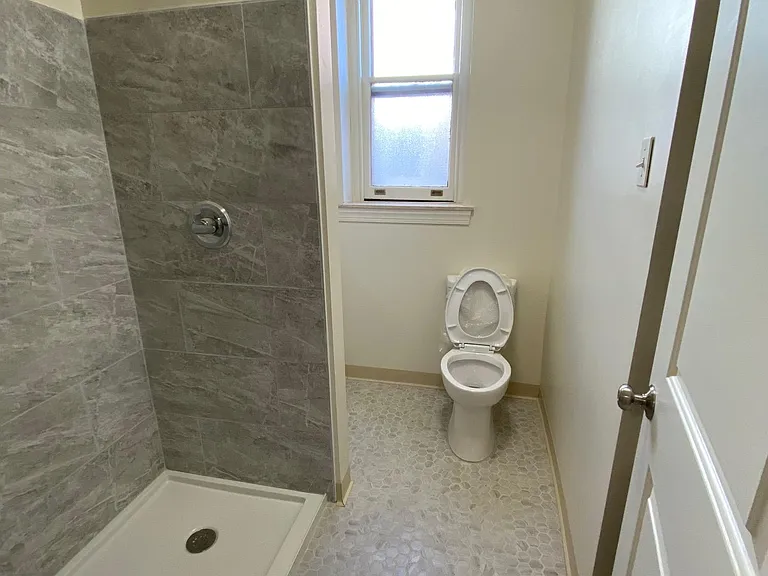 602 N 16th St #3-R — Photo 14
