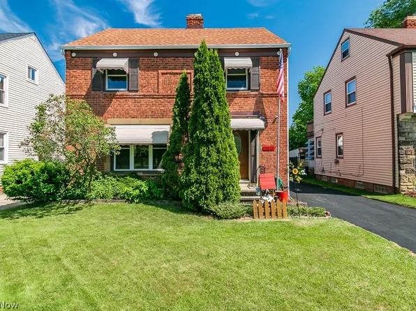3833 Northwood Rd, University Heights, OH 44118