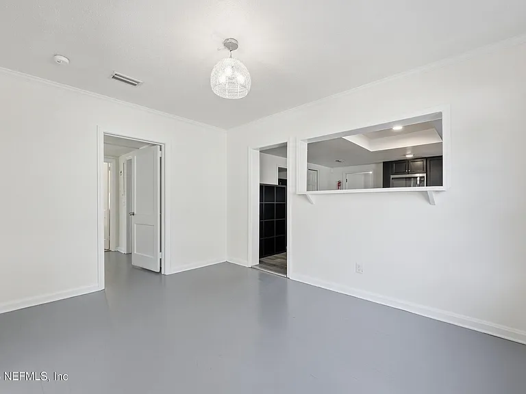 2755 Green St — Photo 13