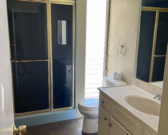 3rd image of 5650 Sumner Way Unit 203