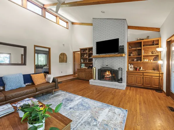 2510 N Jimmie Ave, Fayetteville, AR 72703